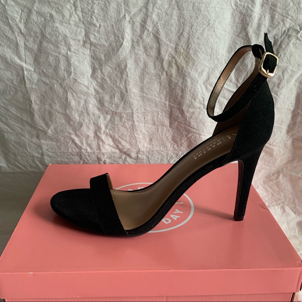 Martha Everyday High Heel Velvet Sandals Size 10